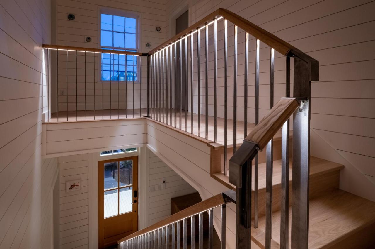 Boutique Room Steps From Downtown Mall Rose Jean - Room 4 Charlottesville Dış mekan fotoğraf
