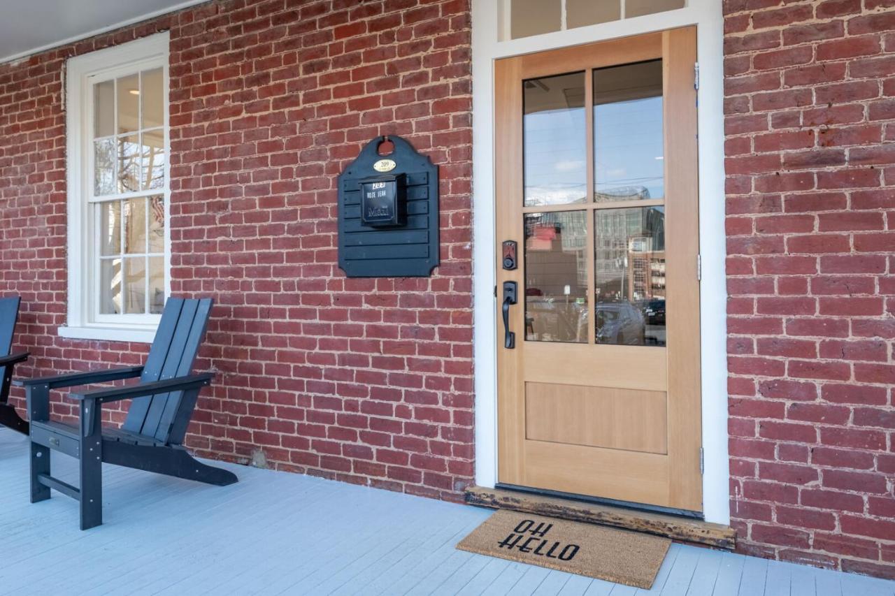 Boutique Room Steps From Downtown Mall Rose Jean - Room 4 Charlottesville Dış mekan fotoğraf